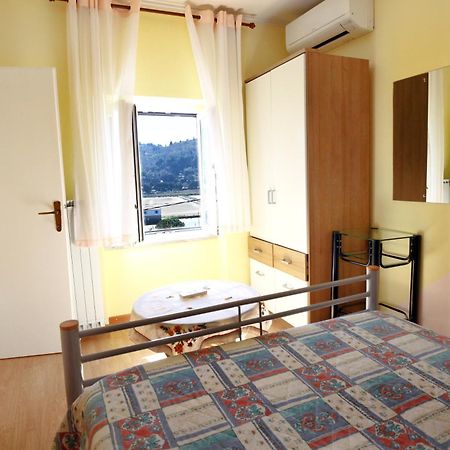 Dino Studio And Room Apartments Portorož Exteriör bild